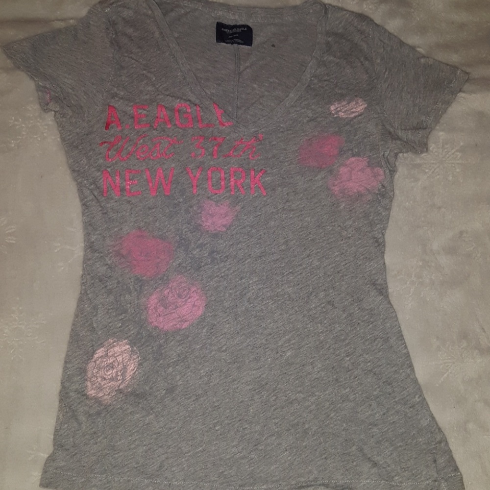 🌸New American Eagle Shirt
